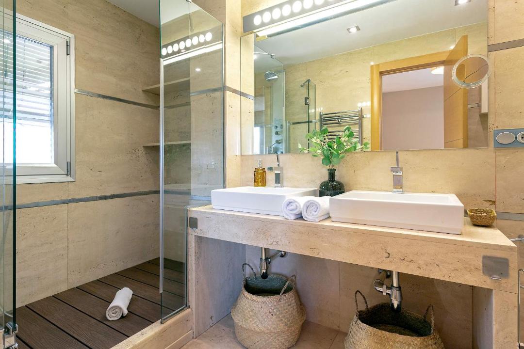 Photo of Bathroom in Cervantes