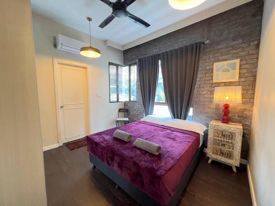 Photo of Bedroom in Bukit Jelutong