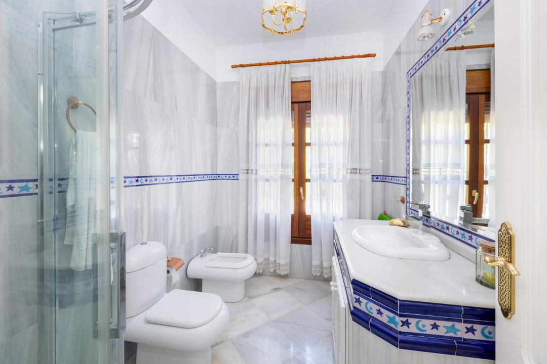Photo of Bathroom in Baza