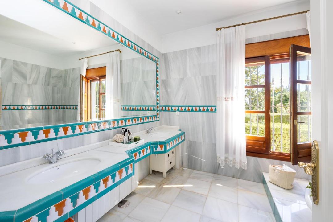 Photo of Bathroom in Baza