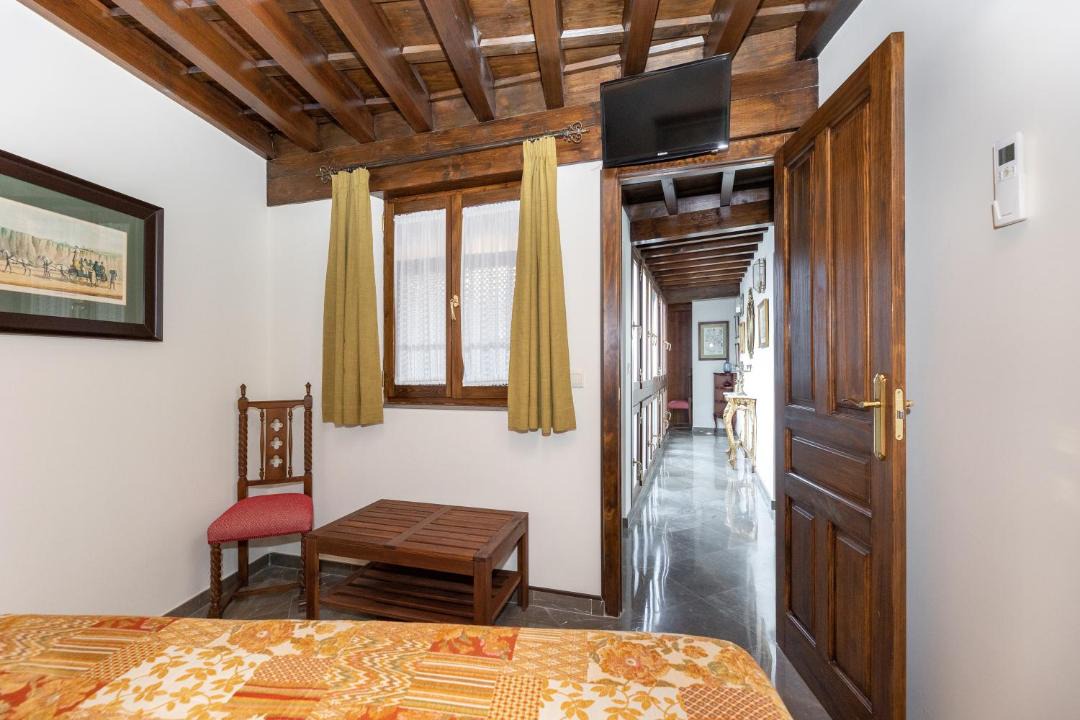 Photo of Bedroom in Central District