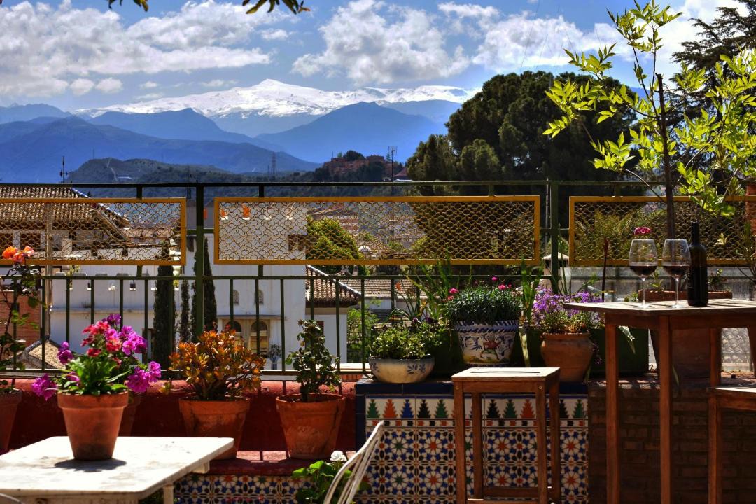 Photo of Patio Balcony in Central District