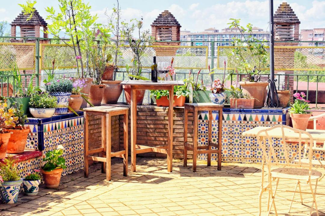 Photo of Patio Balcony in Central District