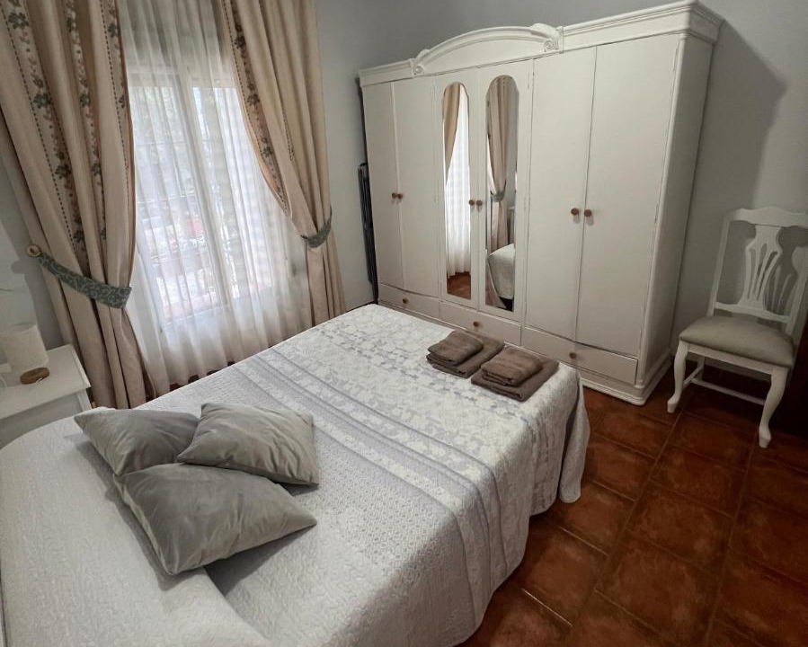Photo of Bedroom in Orgiva