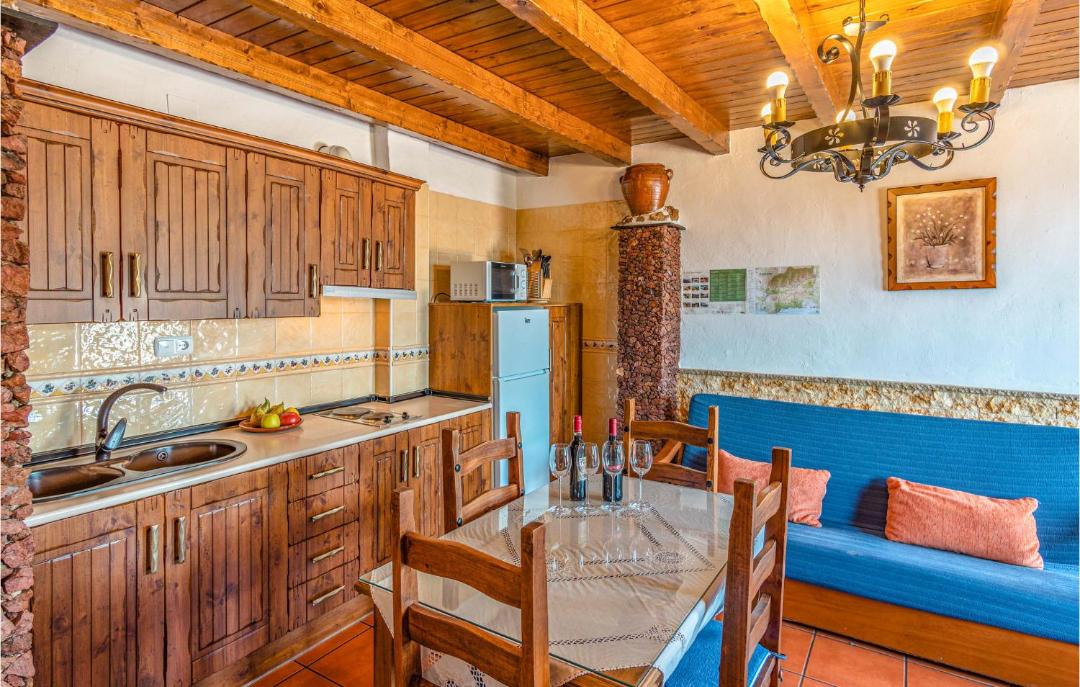 Photo of Kitchen in Mecina Bombaron
