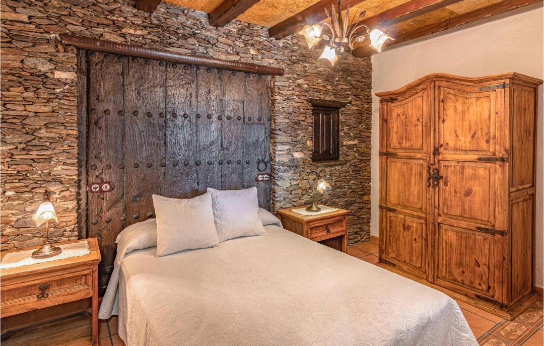 Photo of Bedroom in Mecina Bombaron