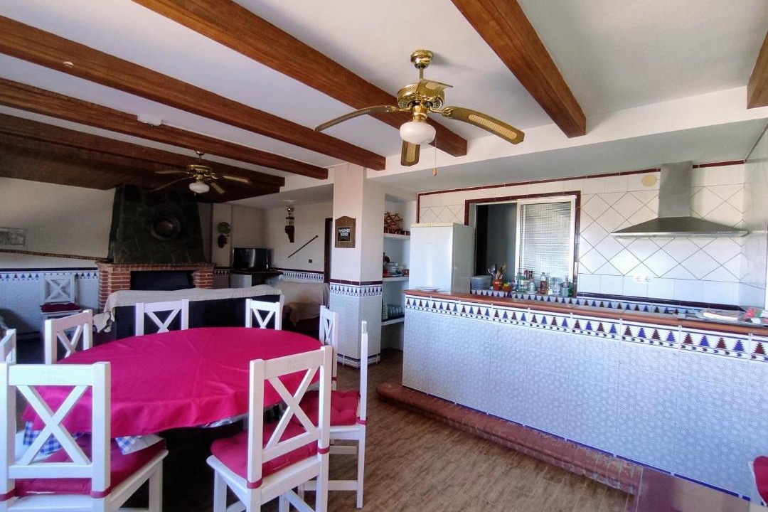 Photo of Kitchen in Guevejar