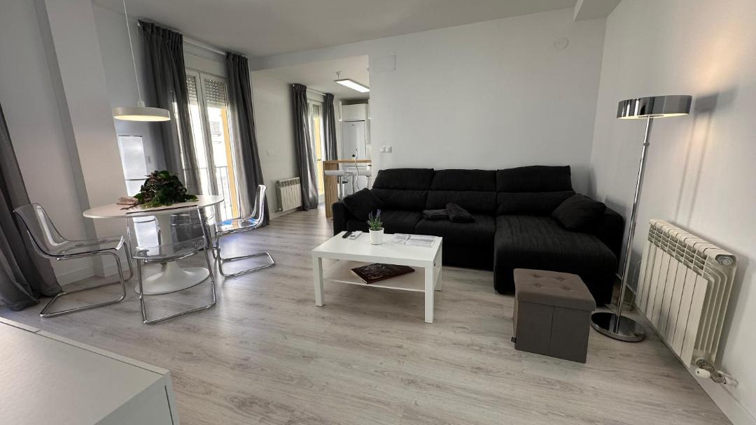 Photo of Livingroom in Central District