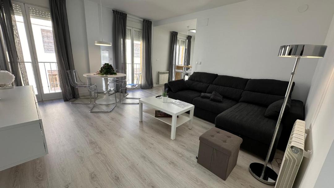Photo of Livingroom in Central District