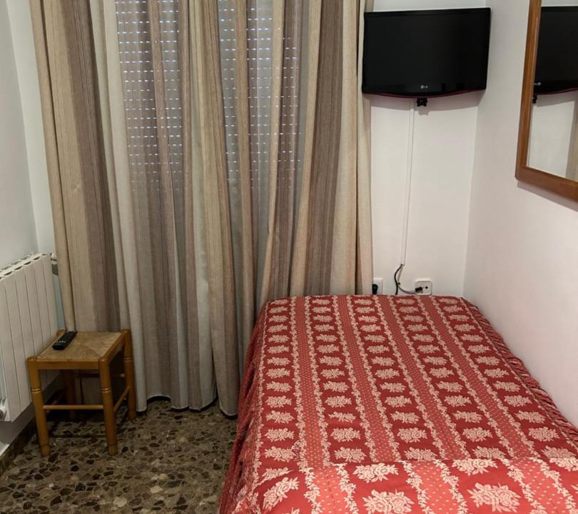 Photo of Bedroom in La Calahorra