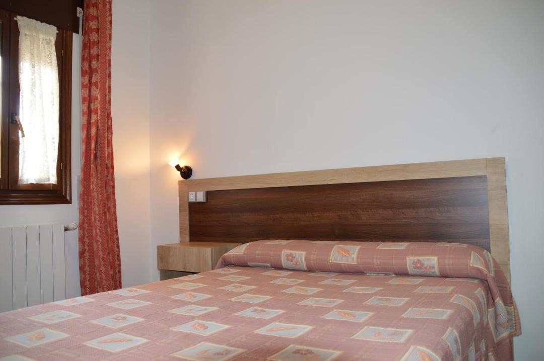 Photo of Bedroom in La Calahorra