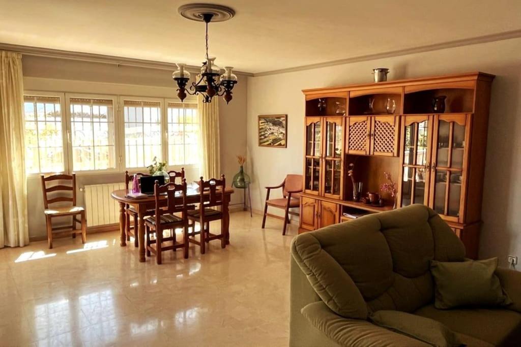 Photo of Livingroom in Policar