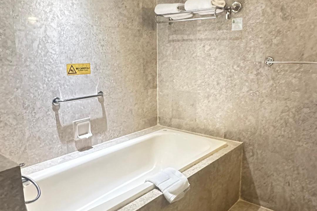 Photo of Bathroom in Imbi