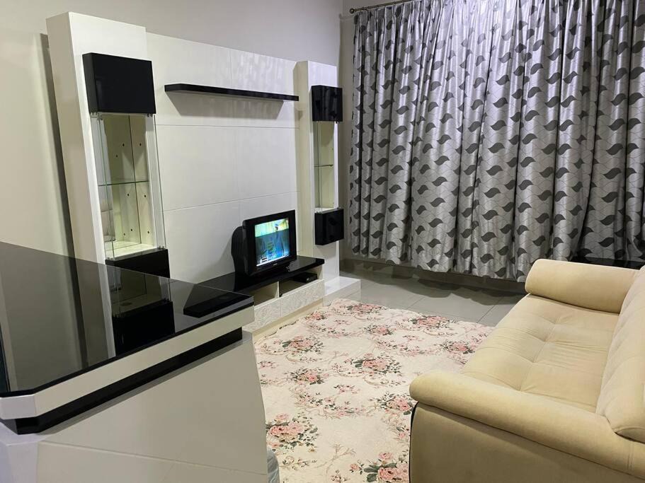 Photo of Livingroom in Seri Kembangan