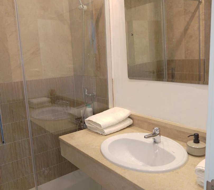 Photo of Bathroom in Genil