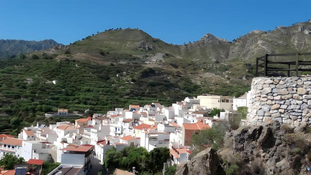 Photo of Buildings in Lentegi