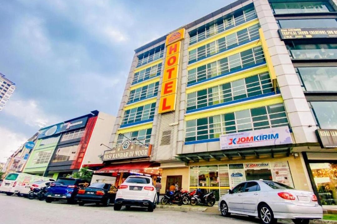Photo of Buildings in Bandar Puchong Jaya