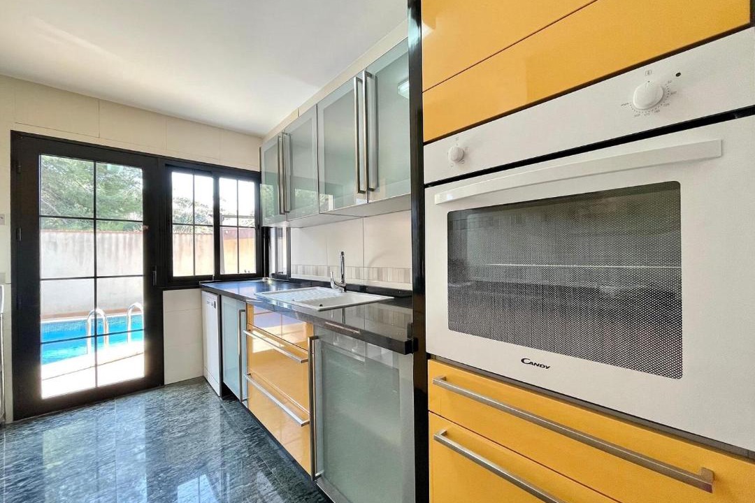 Photo of Kitchen in Velilla-Taramay