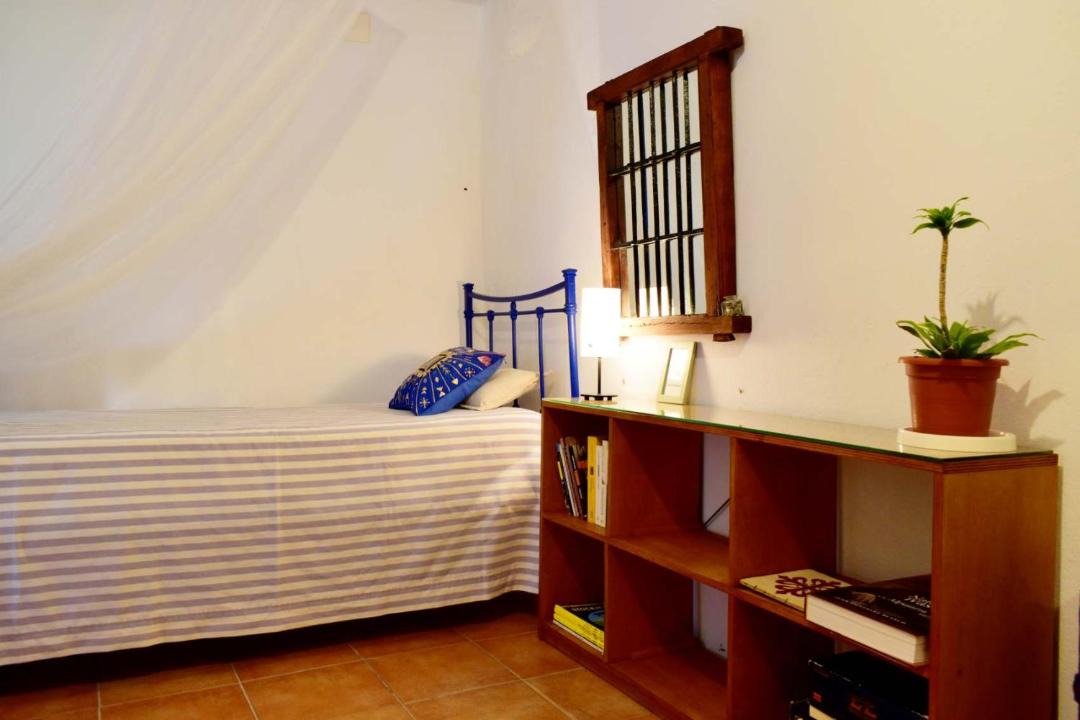 Photo of Bedroom in Albunol