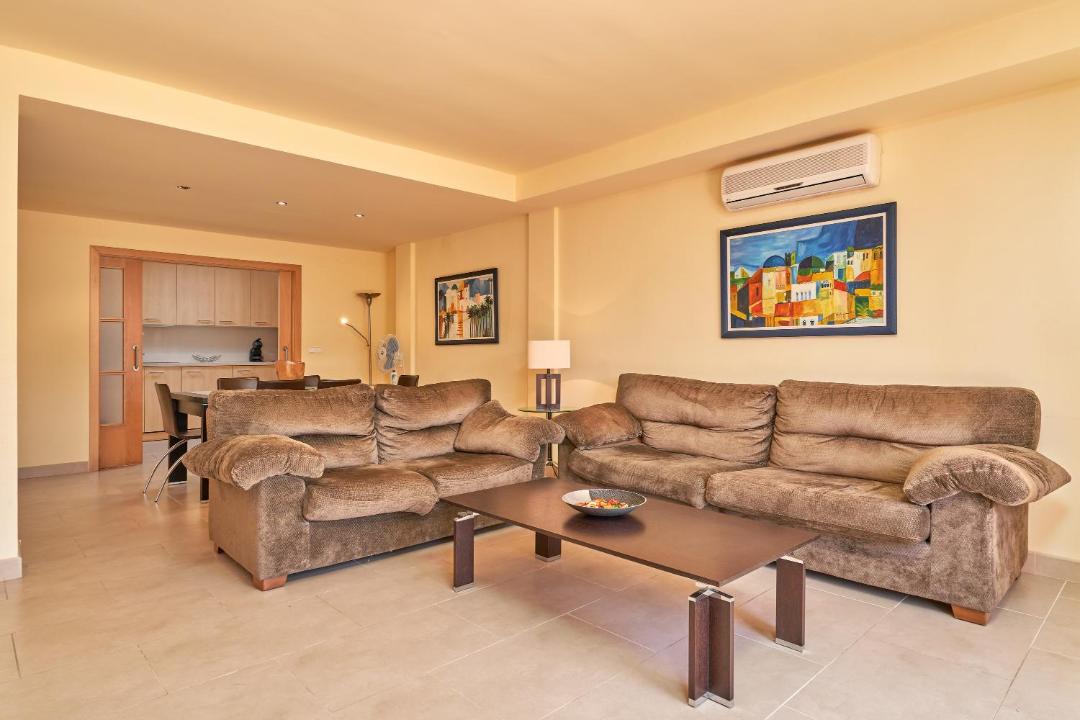 Photo of Livingroom in Velilla-Taramay