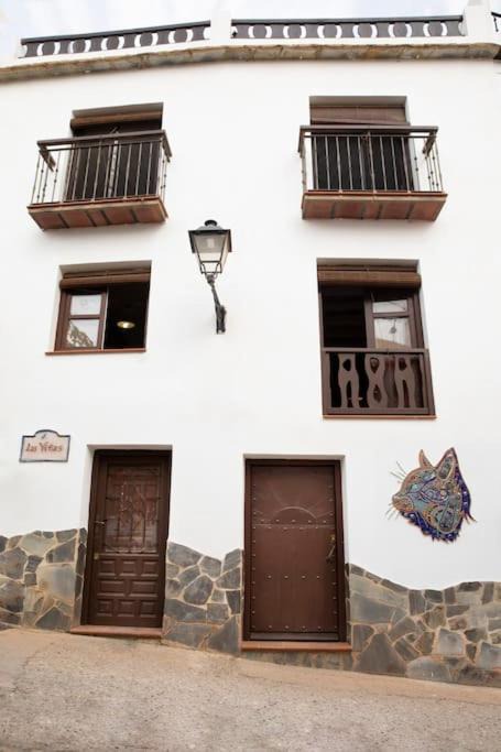 Photo of Buildings in Carataunas