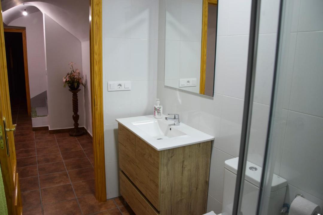 Photo of Bathroom in Benamaurel