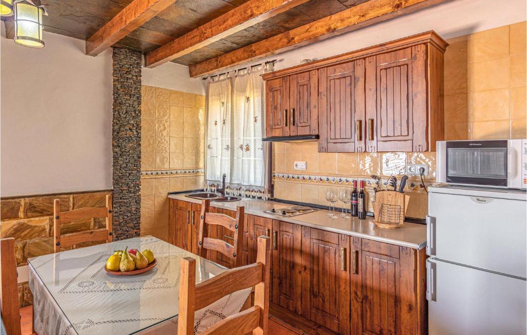 Photo of Kitchen in Mecina Bombaron
