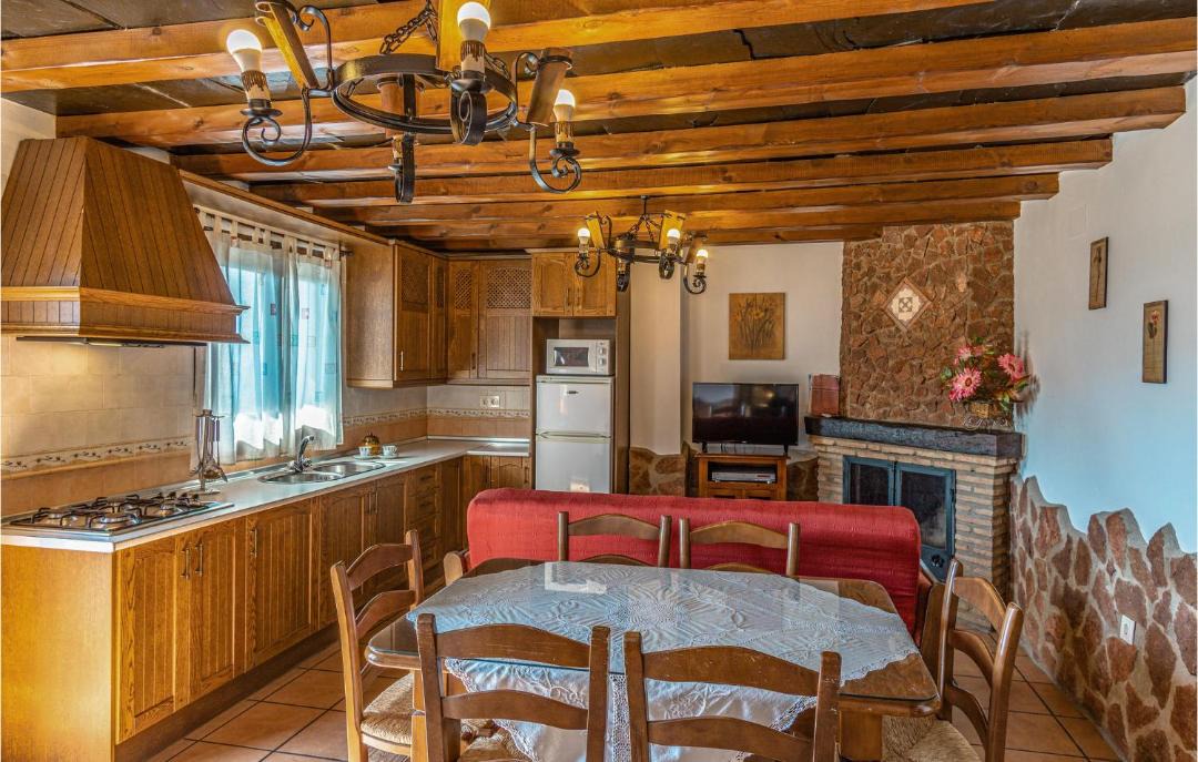 Photo of Kitchen in Mecina Bombaron