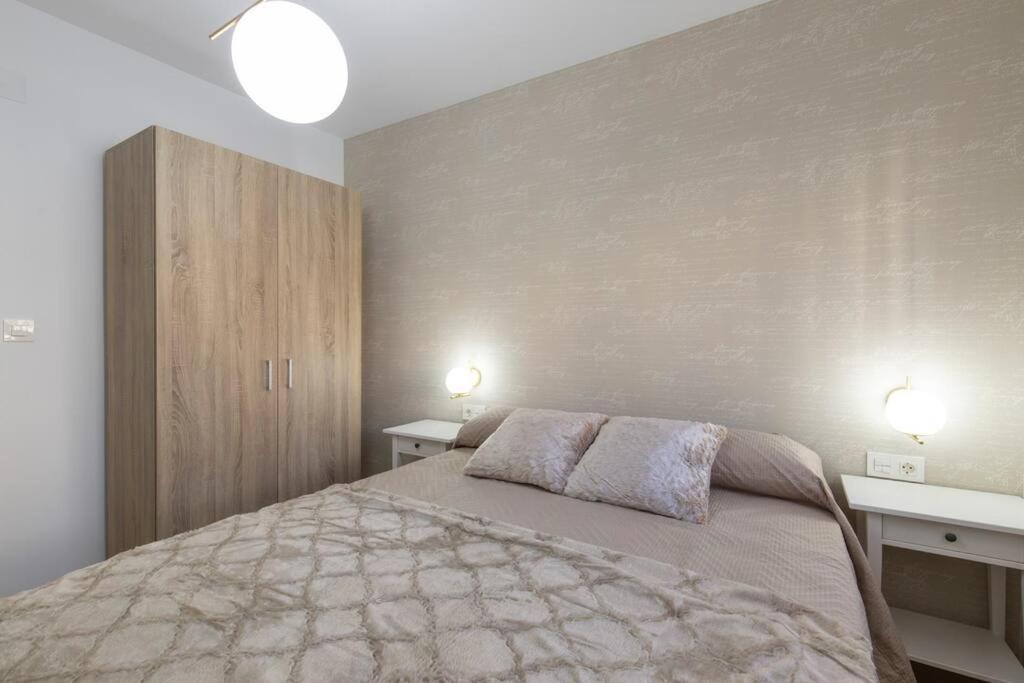 Photo of Bedroom in Figares
