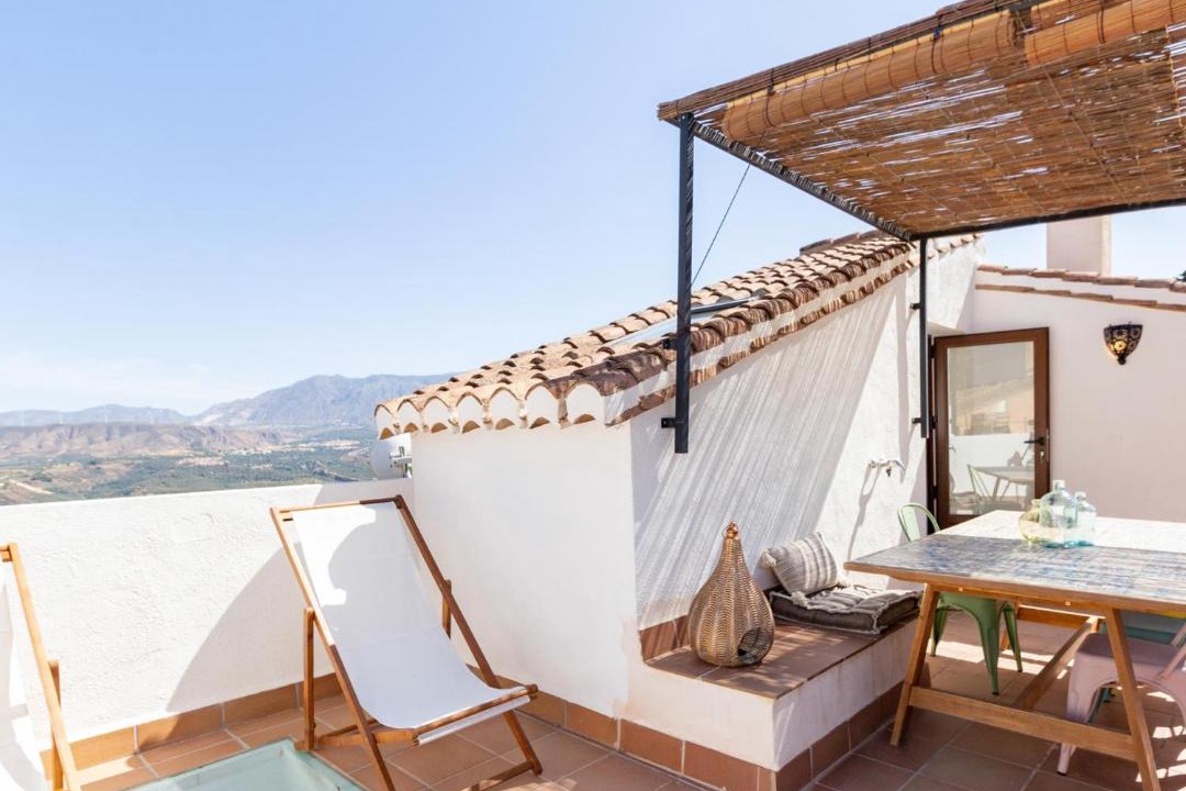 Photo of Patio Balcony in Pinos del Valle