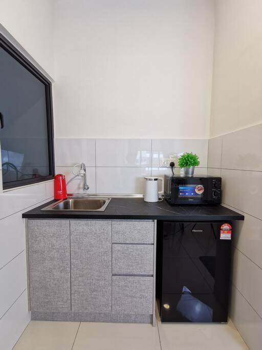 Photo of Kitchen in Kampung Bukit Dukong
