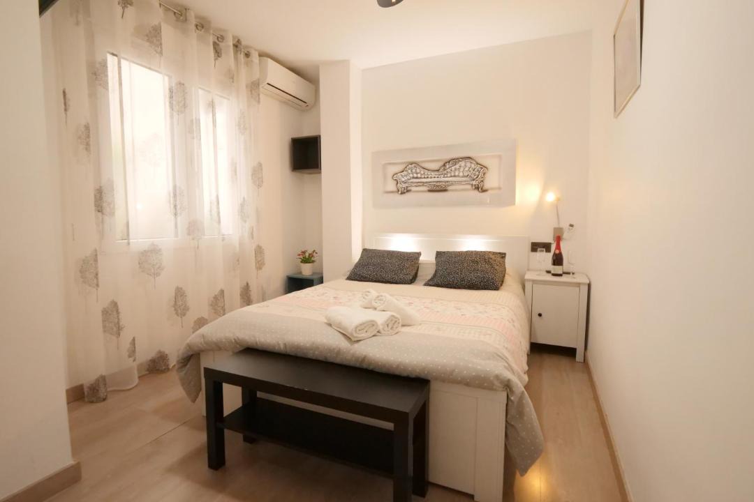 Photo of Bedroom in Figares