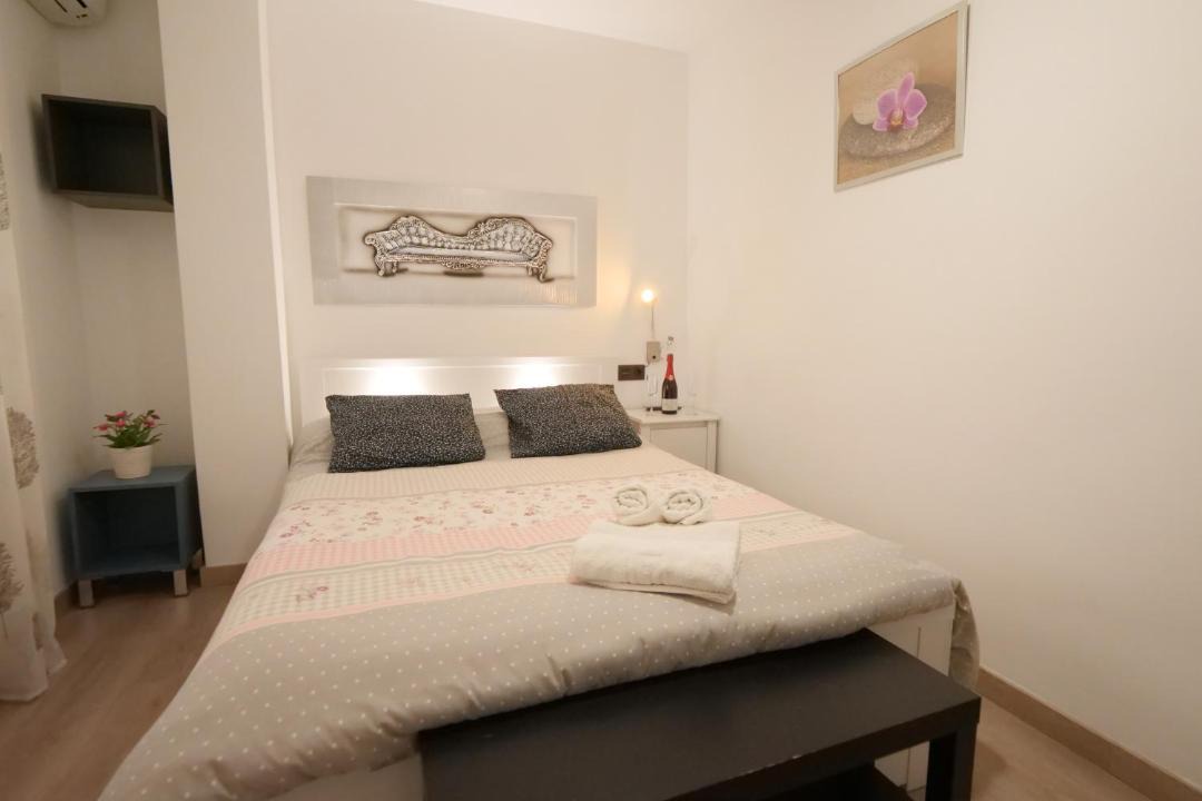 Photo of Bedroom in Figares