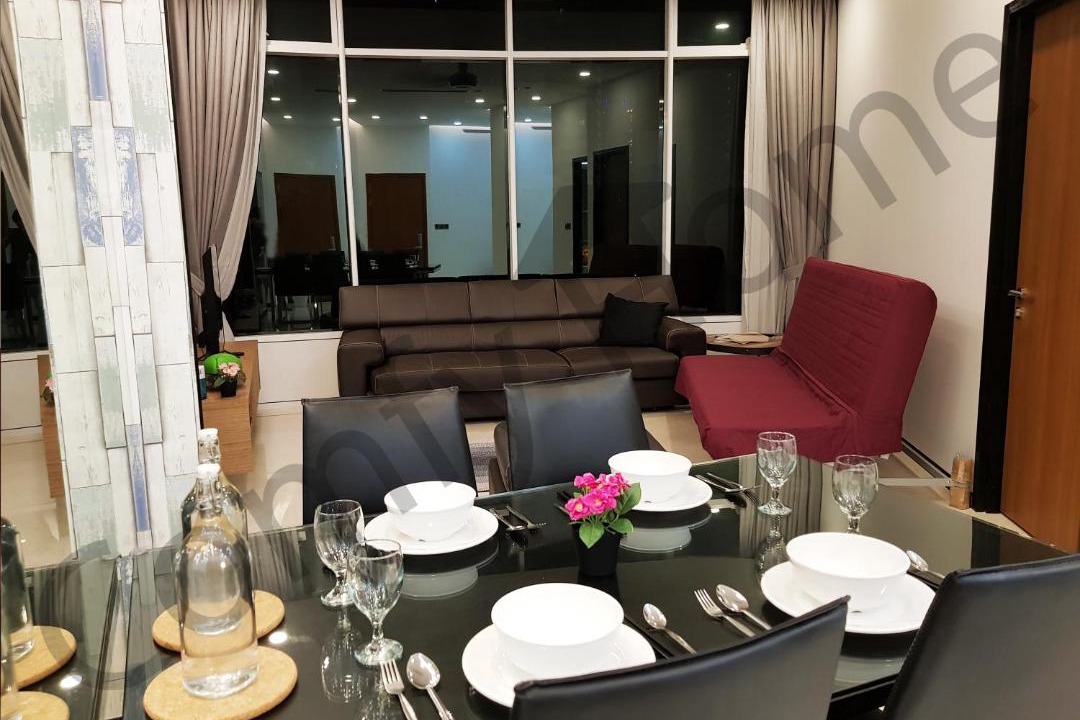 Photo of Livingroom in Golden Triangle