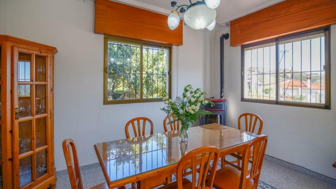 Photo of Livingroom in Guajar Faraguit