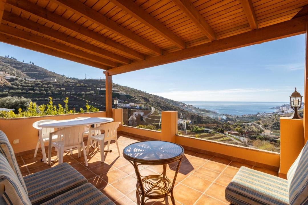 Photo of Patio Balcony in Itrabo