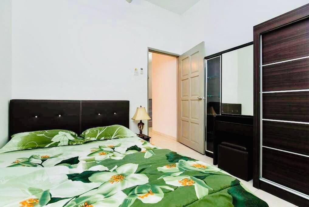 Photo of Bedroom in Jalan Ipoh