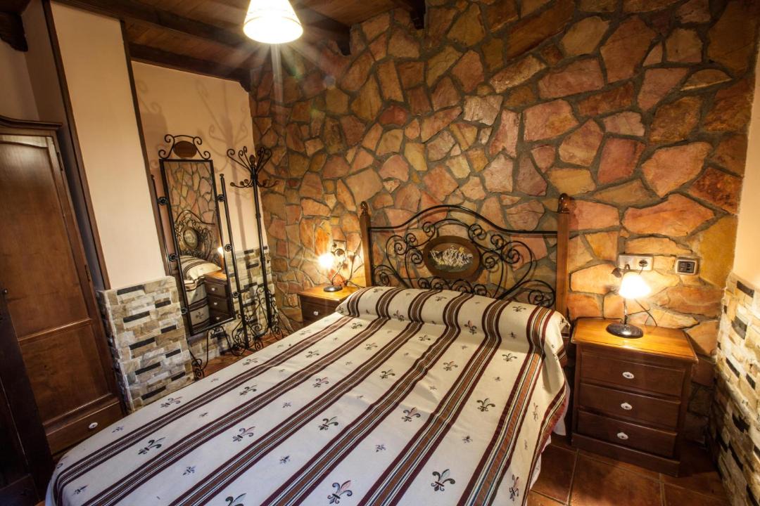 Photo of Bedroom in Mecina Bombaron