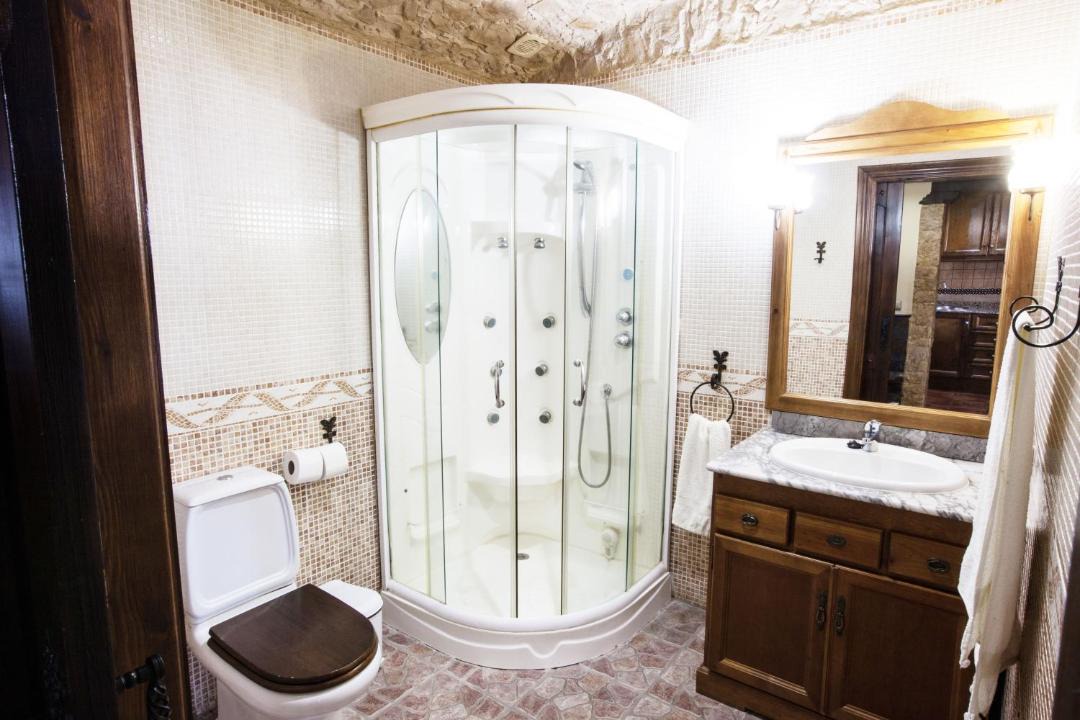 Photo of Bathroom in Mecina Bombaron