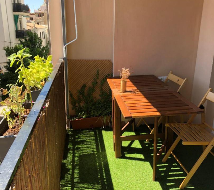 Photo of Patio Balcony in Central District