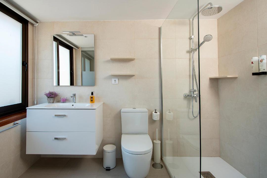 Photo of Bathroom in Gojar