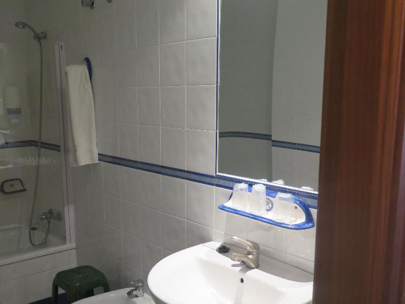 Photo of Bathroom in Otura