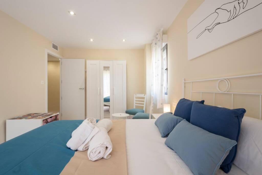 Photo of Bedroom in Figares