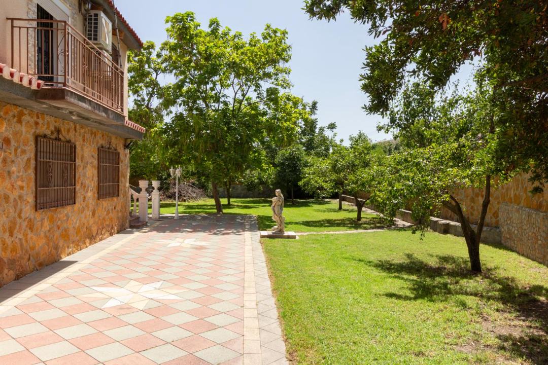 Photo of Buildings in Padul
