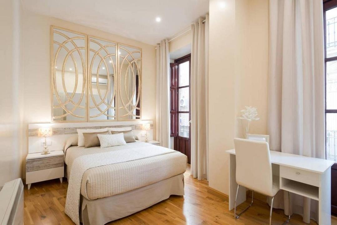 Photo of Bedroom in Central District