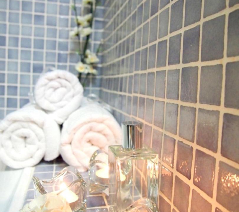 Photo of Bathroom in Central District