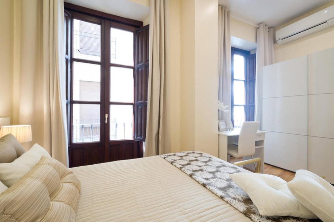 Photo of Bedroom in Central District