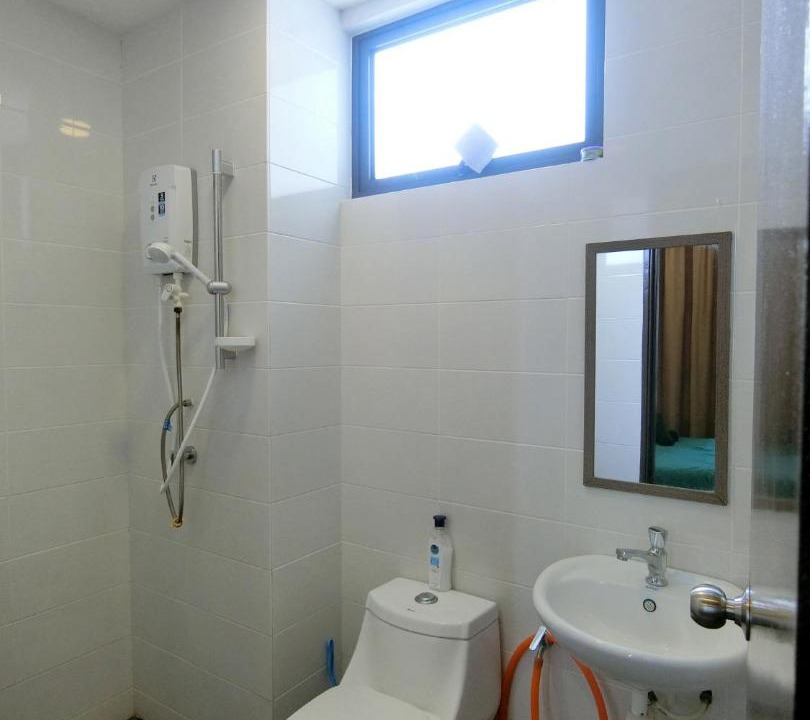 Photo of Bathroom in Kampung Bukit Dukong