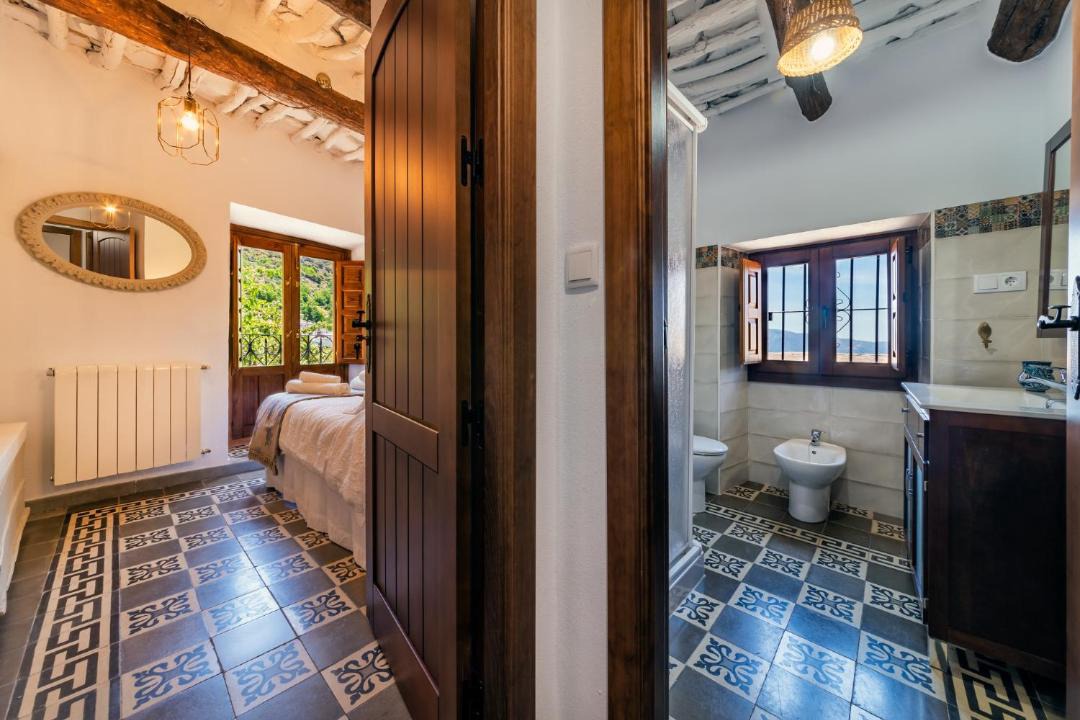 Photo of Bathroom in Bubion