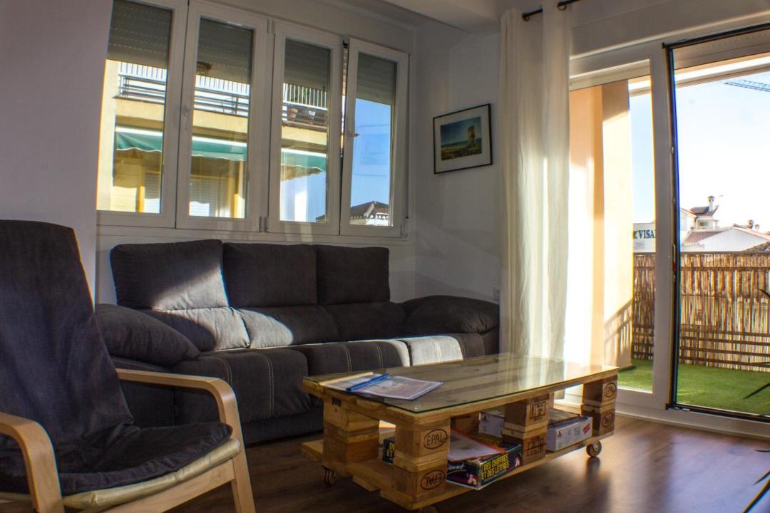 Photo of Livingroom in Central District